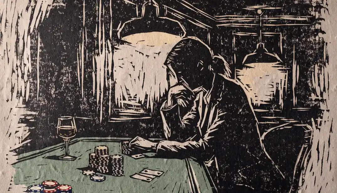 Person am Spieltisch mit Casino-Chips und verdeckten Karten im warm beleuchteten deutschen Salon